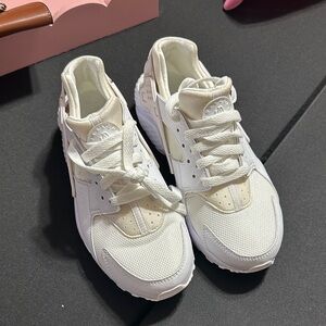 Nike Women's Cream and White Sneakers
